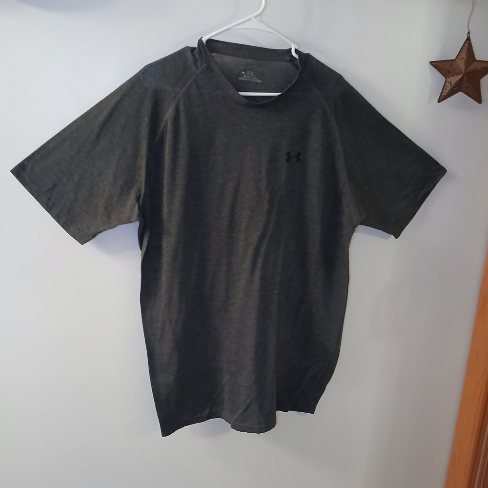 Under Armour Men's Short Sleeve T-Shirt Size XL Charcoal Gray